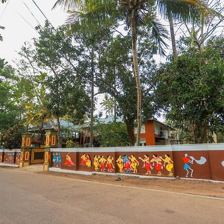 Malavikas Black Beach Resort Varkala Dış mekan fotoğraf