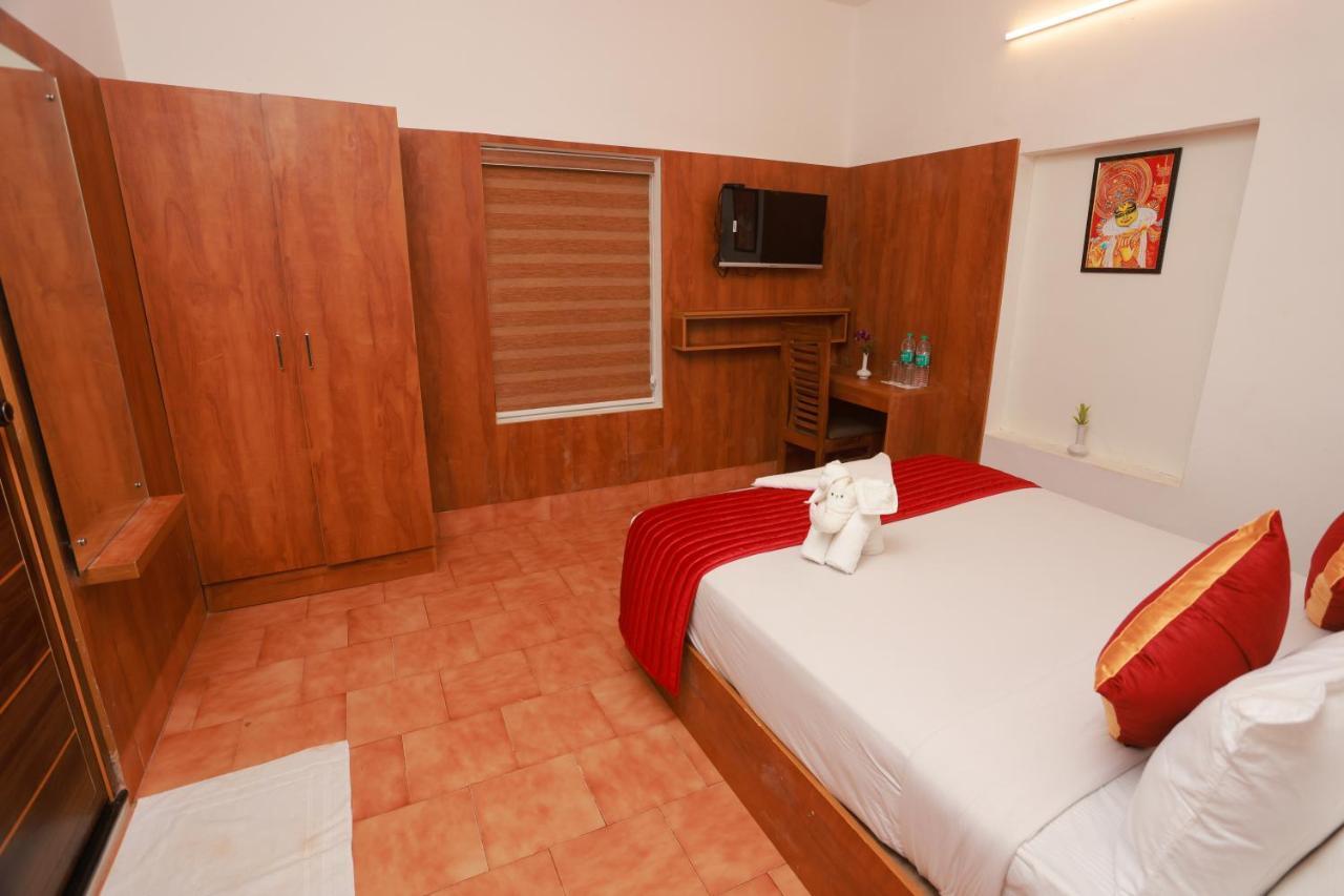 Malavikas Black Beach Resort Varkala Dış mekan fotoğraf