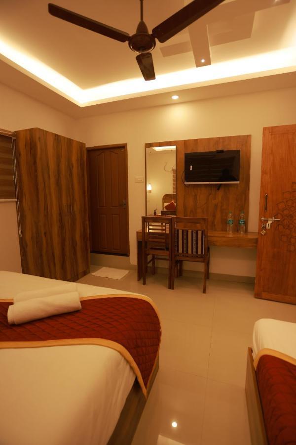 Malavikas Black Beach Resort Varkala Dış mekan fotoğraf