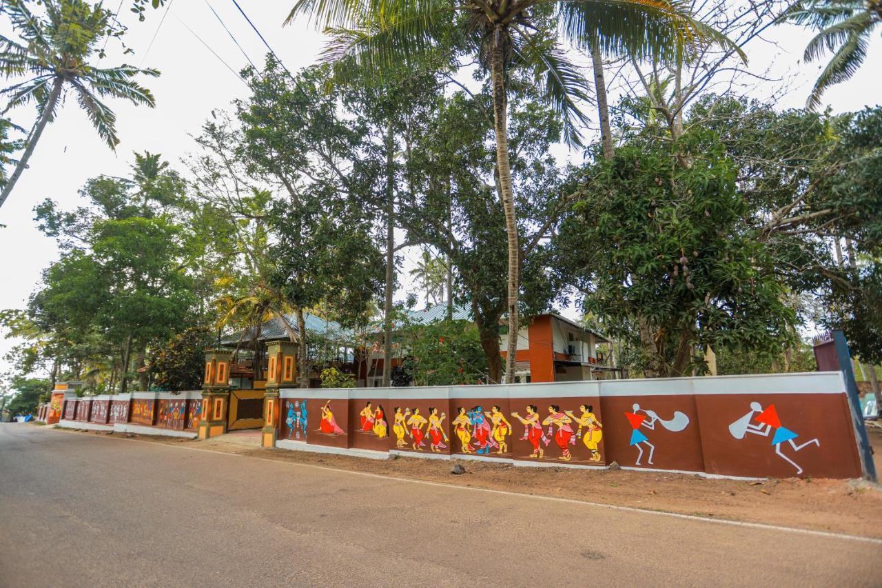 Malavikas Black Beach Resort Varkala Dış mekan fotoğraf